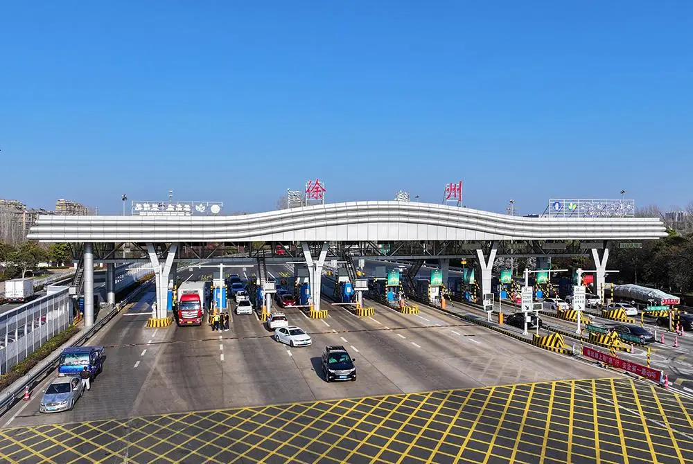 网架工程优选江苏八方钢构集团，专注屋面网架与钢结构设计，20年经验助力项目高效落地